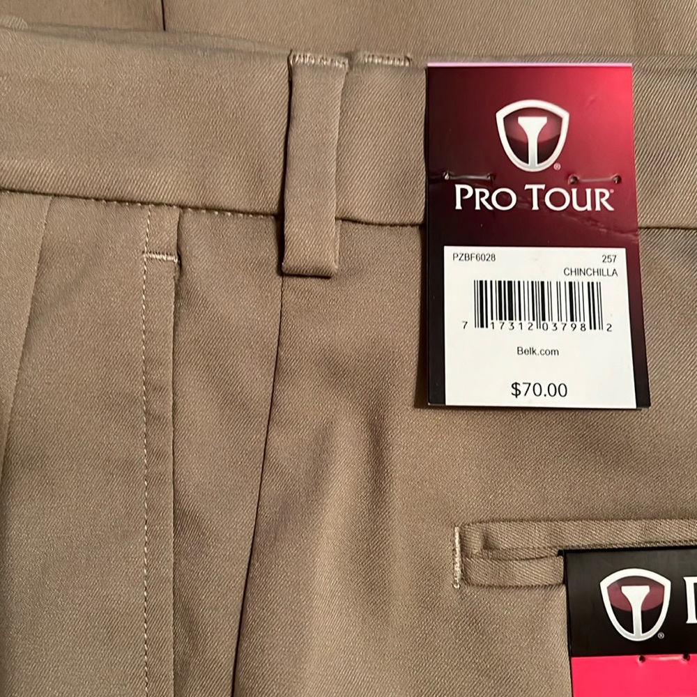 PRO TOUR MEN’S PANTS SIZE 32 X 32 POLYESTER & SPANDEX  PLEATED WITH CUFFS NWT